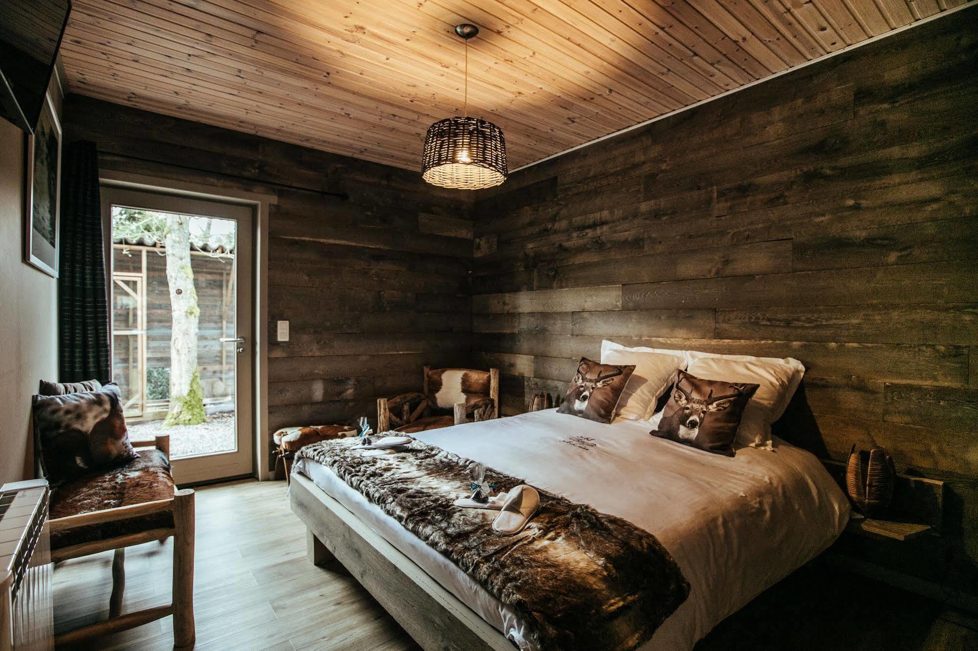 Art B&B A L'aise Durbuy Exterior foto