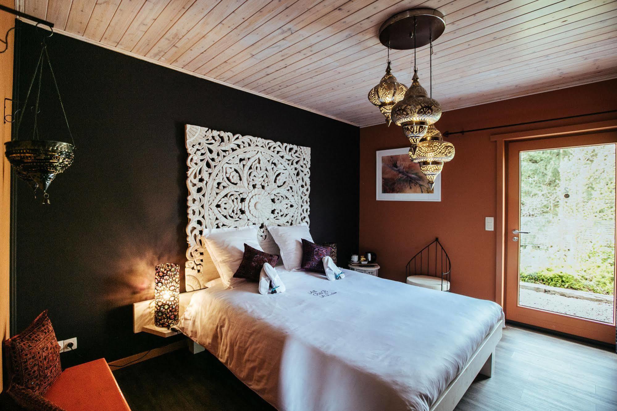 Art B&B A L'aise Durbuy Exterior foto